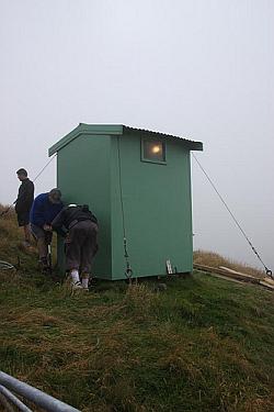 Kaimai hut pre restoration - Feb 2009